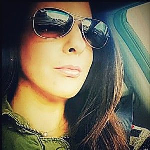 Meet your Posher, Alexondra